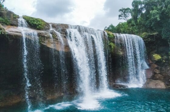 Meghalaya Kaziranga Tours with Wari Chora Special